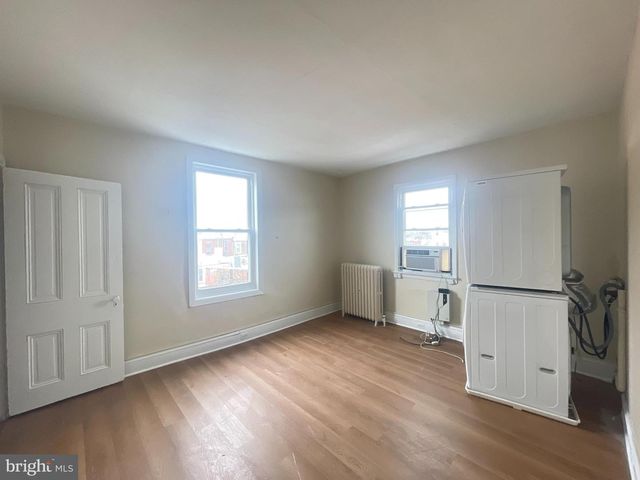 2427 BROWN ST, Philadelphia, PA 19130