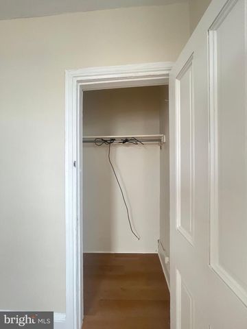 2427 BROWN ST, Philadelphia, PA 19130