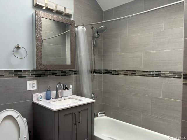 8117 164th Place, Flushing, NY 11432