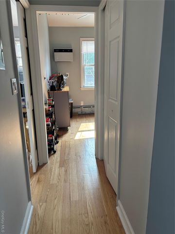 8117 164th Place, Flushing, NY 11432