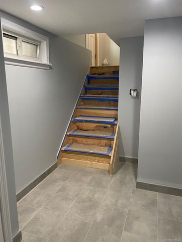 8117 164th Place, Flushing, NY 11432