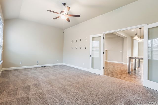 28808 Throssel Ln, San Antonio, TX 78260