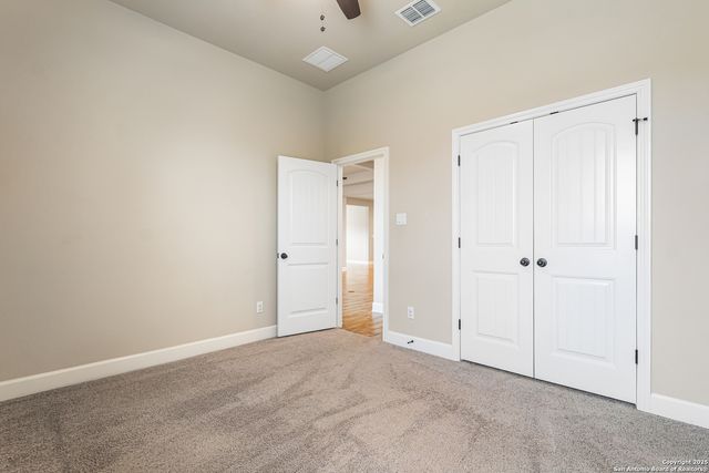 28808 Throssel Ln, San Antonio, TX 78260