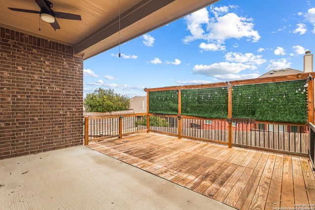 28808 Throssel Ln, San Antonio, TX 78260