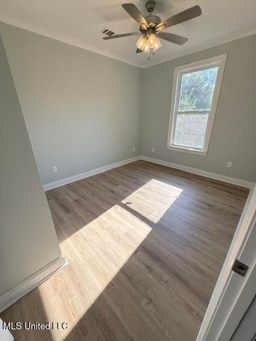 524 Seventh Street, Bay Saint Louis, MS 39520