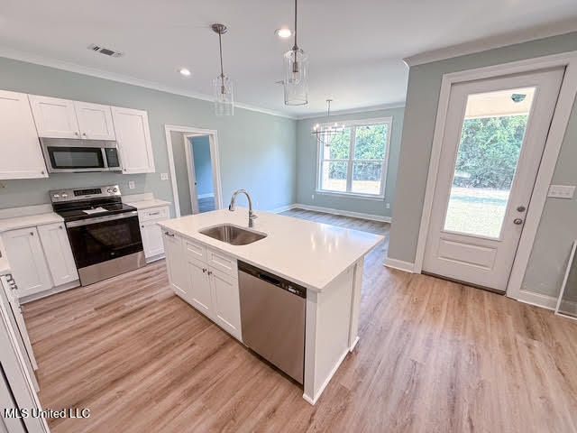 524 Seventh Street, Bay Saint Louis, MS 39520