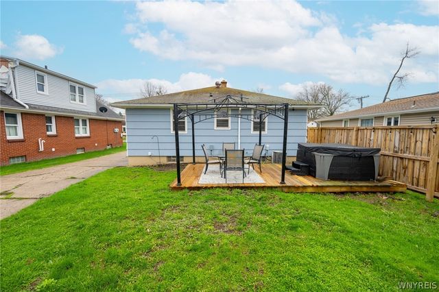 90 Eden Street, Buffalo, NY 14220