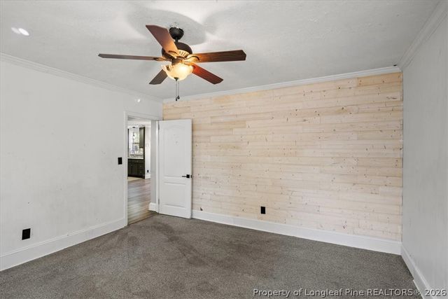 912 Main Street N, Raeford, NC 28376