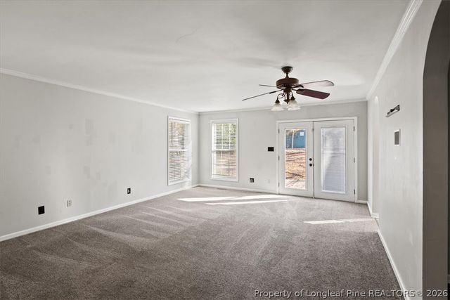 912 Main Street N, Raeford, NC 28376