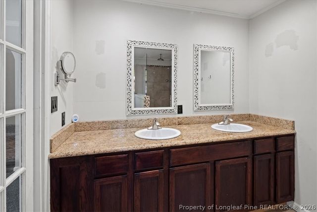 912 Main Street N, Raeford, NC 28376