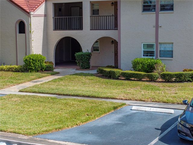 9700 STARKEY ROAD 312, Seminole, FL 33777