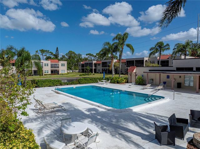 9700 STARKEY ROAD 312, Seminole, FL 33777