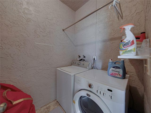 9700 STARKEY ROAD 312, Seminole, FL 33777