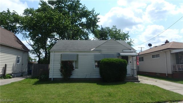 13517 Clifford Avenue, Cleveland, OH 44135