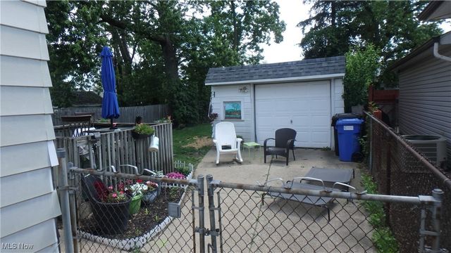 13517 Clifford Avenue, Cleveland, OH 44135