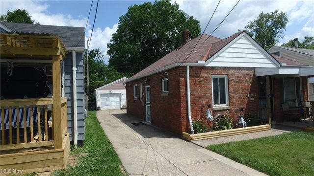 13517 Clifford Avenue, Cleveland, OH 44135