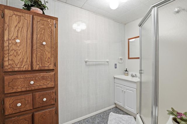 4178 E 1100 N, Roanoke, IN 46783