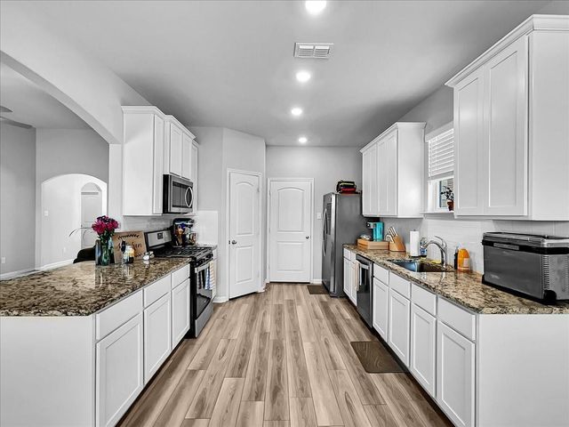 2112 Erlinda Drive, Anna, TX 75409