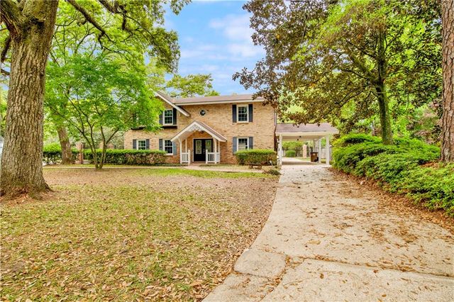 906 Azalea Road, Mobile, AL 36693