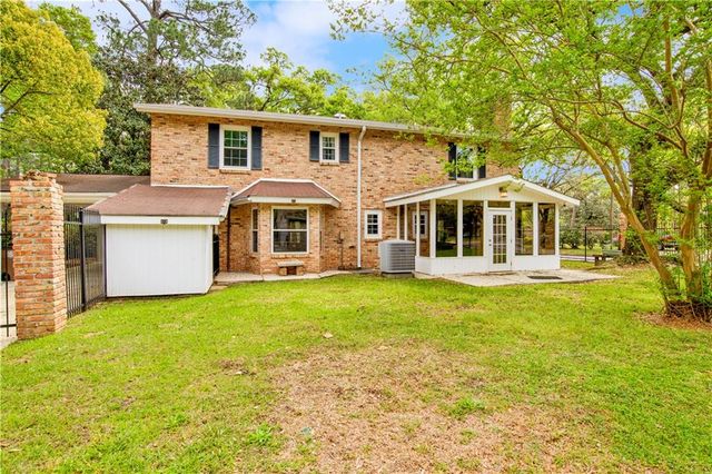 906 Azalea Road, Mobile, AL 36693