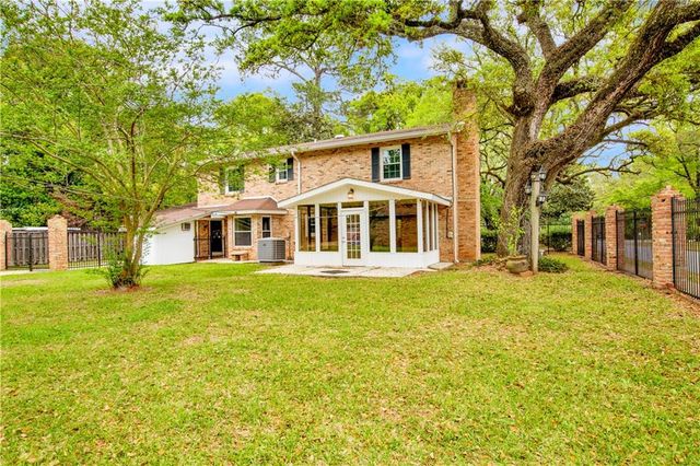 906 Azalea Road, Mobile, AL 36693