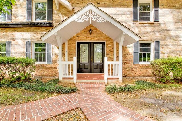 906 Azalea Road, Mobile, AL 36693