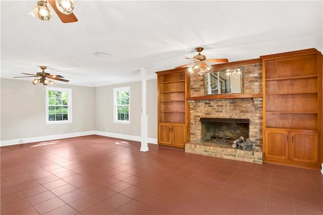 906 Azalea Road, Mobile, AL 36693