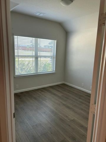 1365 Grand Meadows Drive, Godley, TX 76044