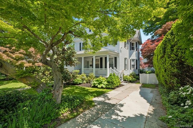 54 W Neck Road, Huntington, NY 11743