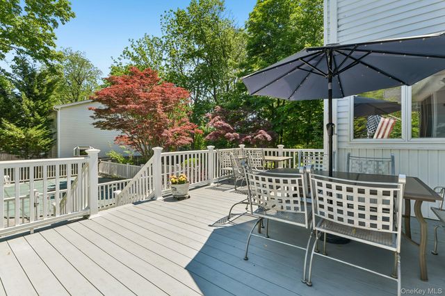 54 W Neck Road, Huntington, NY 11743