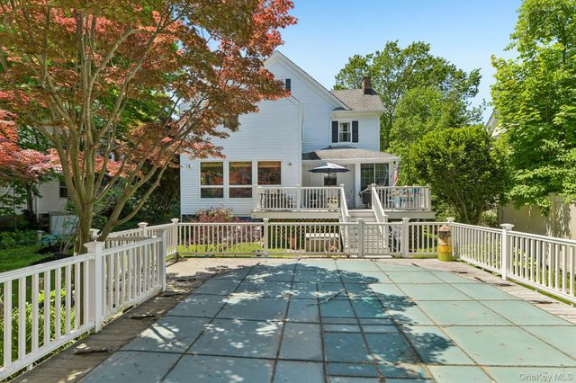 54 W Neck Road, Huntington, NY 11743