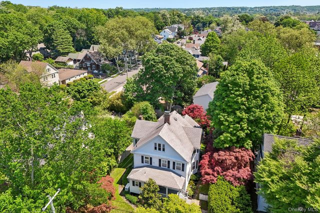 54 W Neck Road, Huntington, NY 11743