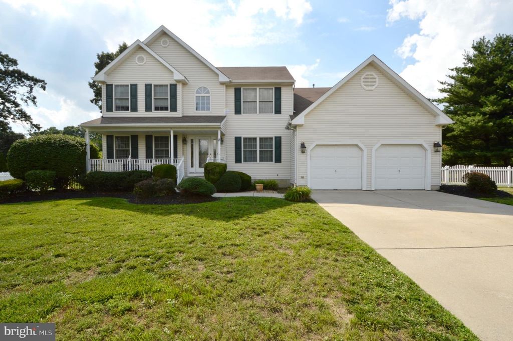 8 TOBY WELLS CT, Delran, NJ 08075