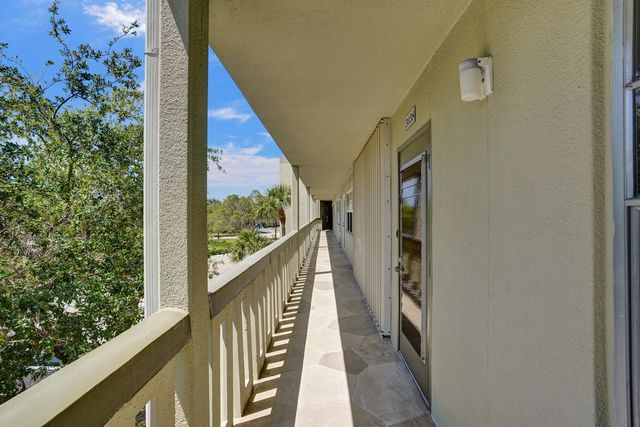 3038 Berkshire B 3038, Deerfield Beach, FL 33442