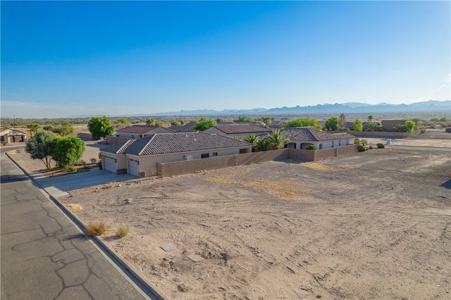 16 Spanish Bay Drive, Mohave Valley, AZ 86440