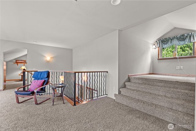 5786 N Lake Cushman Road, Hoodsport, WA 98548