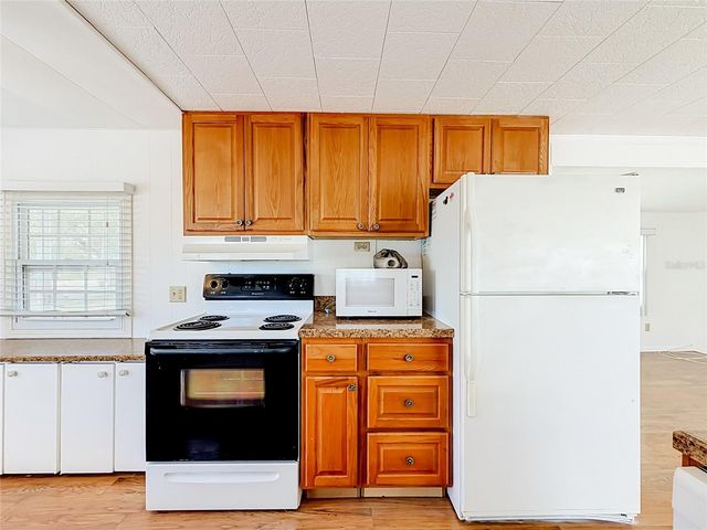 800 32ND AVENUE S 727, St Petersburg, FL 33705