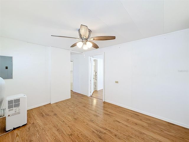 800 32ND AVENUE S 727, St Petersburg, FL 33705