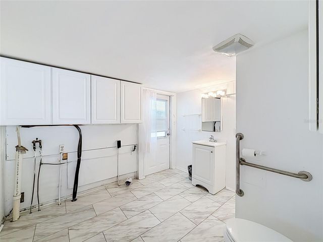 800 32ND AVENUE S 727, St Petersburg, FL 33705