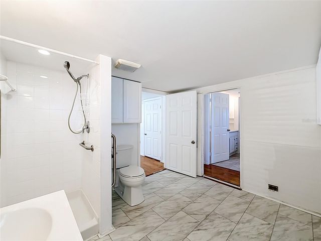 800 32ND AVENUE S 727, St Petersburg, FL 33705