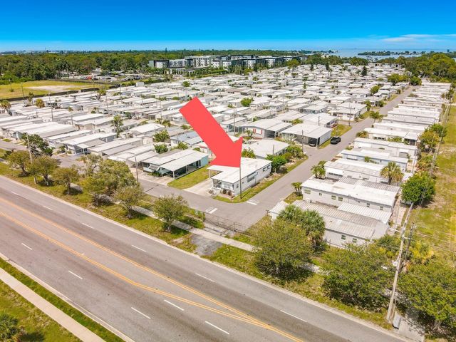 800 32ND AVENUE S 727, St Petersburg, FL 33705
