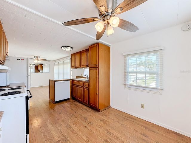 800 32ND AVENUE S 727, St Petersburg, FL 33705