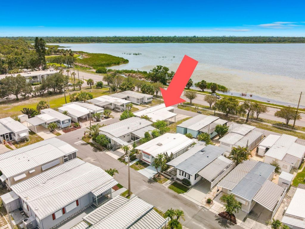 800 32ND AVENUE S 727, St Petersburg, FL 33705