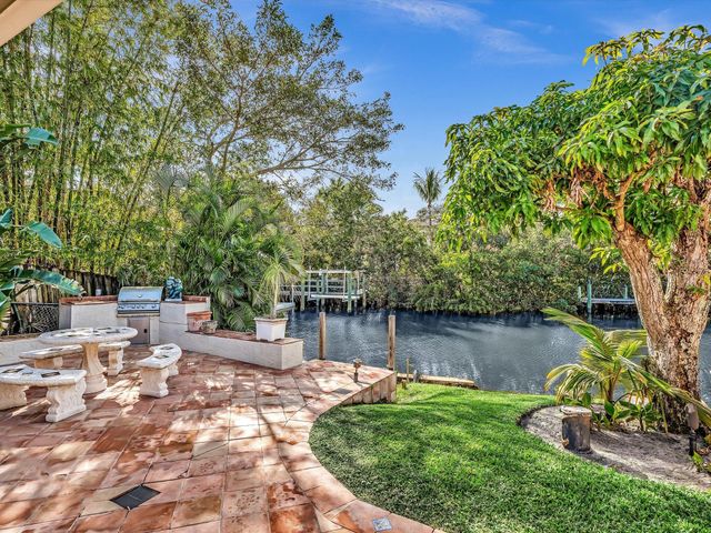 14079 N Miller Drive, Palm Beach Gardens, FL 33410