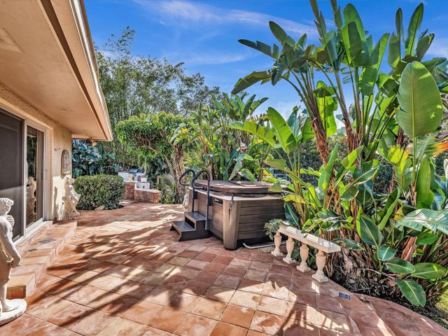 14079 N Miller Drive, Palm Beach Gardens, FL 33410