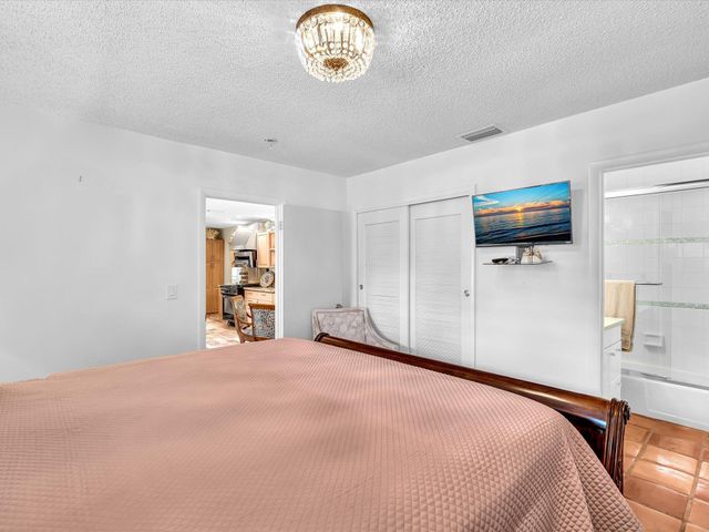 14079 N Miller Drive, Palm Beach Gardens, FL 33410