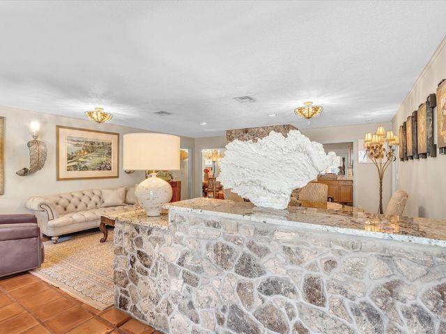 14079 N Miller Drive, Palm Beach Gardens, FL 33410