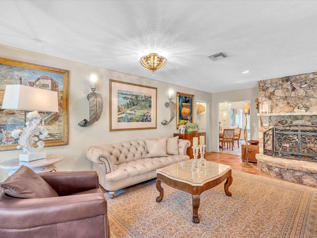 14079 N Miller Drive, Palm Beach Gardens, FL 33410