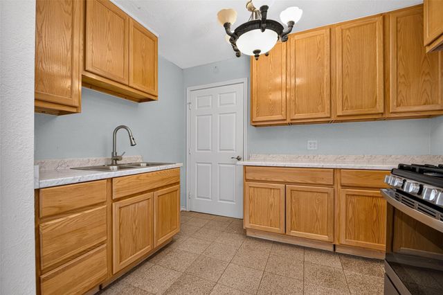512 Bertloma Street, Pasadena, TX 77502