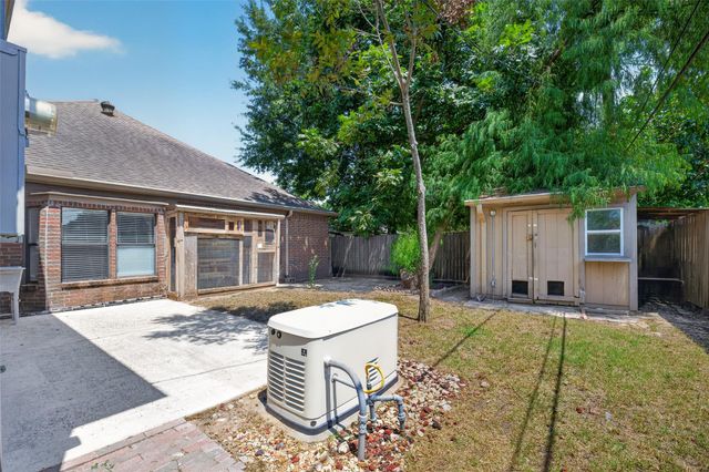 512 Bertloma Street, Pasadena, TX 77502